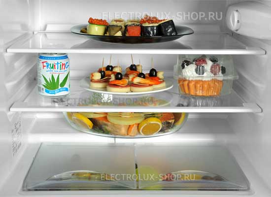 Холодильное отделение встраиваемого однокамерного холодильника  Electrolux ERN 1200 FOW
