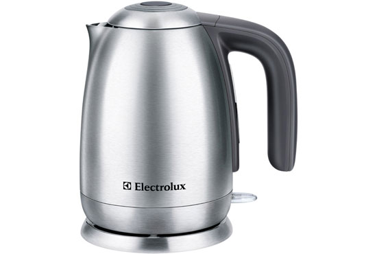Чайник Electrolux EEWA 7100