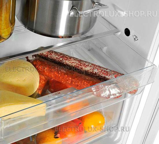 Отделение для деликатных продуктов встраиваемого двухкамерного холодильника Electrolux ENN 3153 AOW